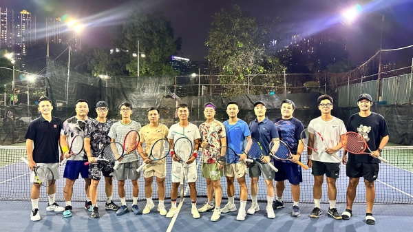 CLB TENNIS QUẠT CHẢ