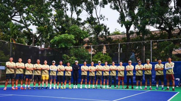 CLB TENNIS PHƠI LÚA