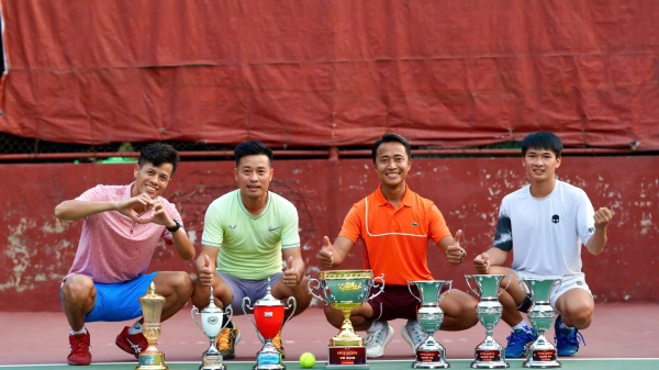 CLB TENNIS PHƠI THÓC