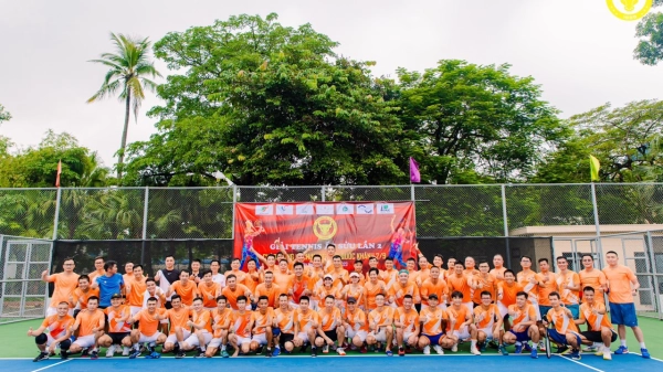Team Tennis Ất Sửu 1985