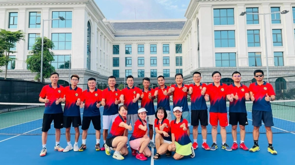 CLB Tennis CANH NGỌ