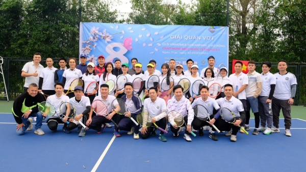 CLB TENNIS VINHOMES OCEAN PARK 2